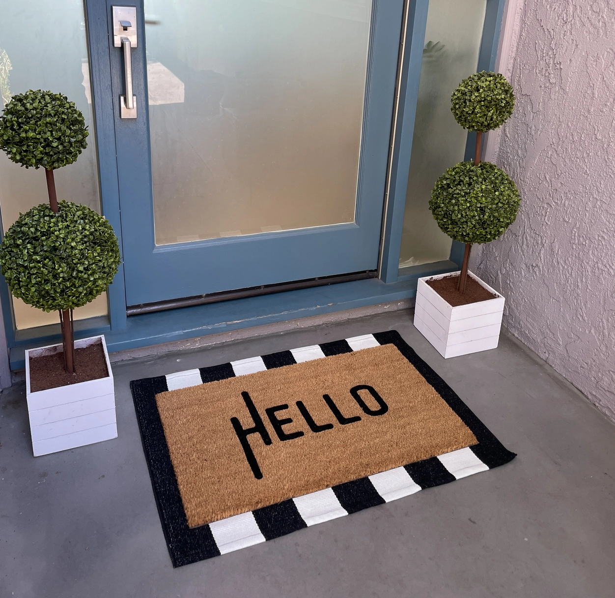 Black/White Striped - Layered Entry Rug - 2