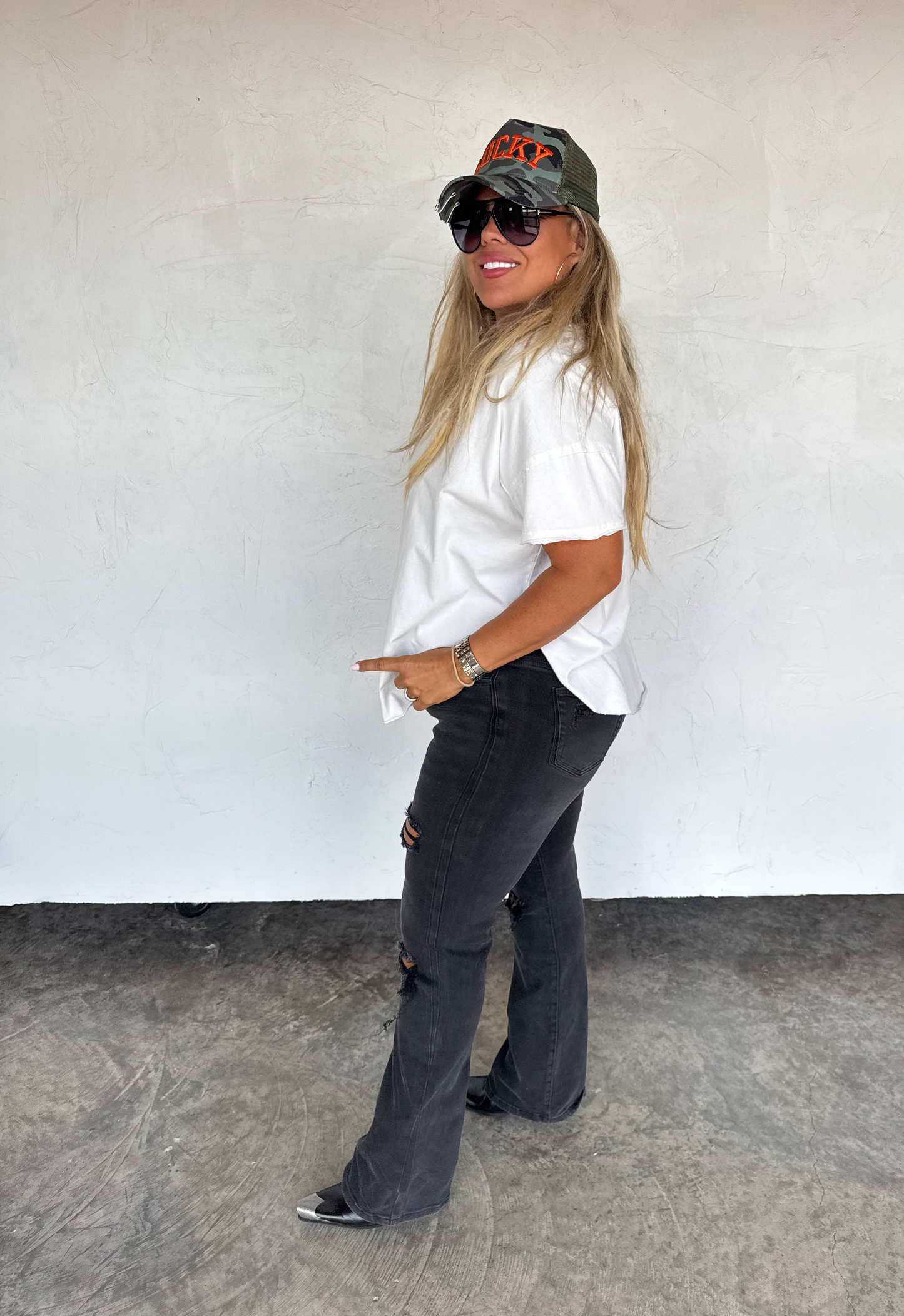 Ashland Straight Leg Distressed Jeans - Black (Pre-Order)